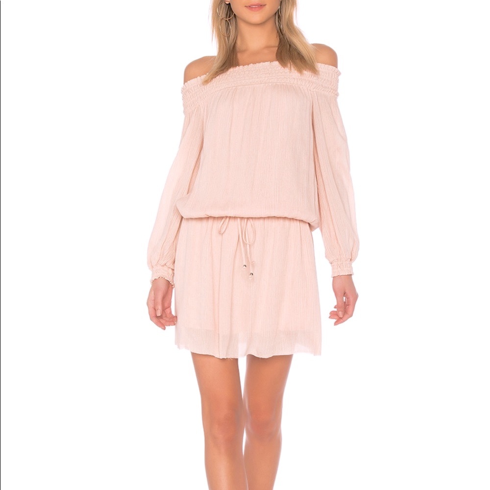 BNWT! ✨ Line & Dot Inez Dress in Peach - size small